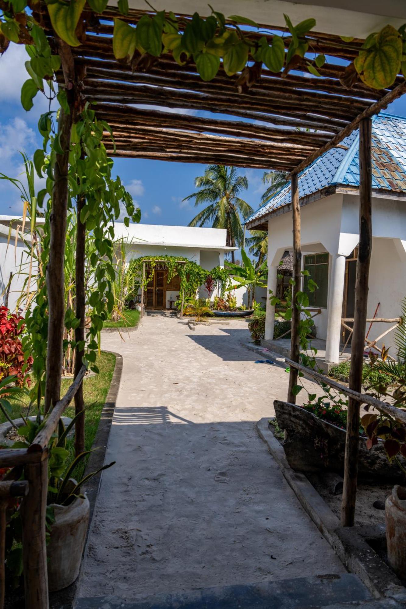 Mafia Island Bungalows Utende Kültér fotó